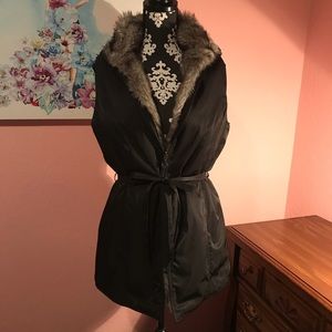 GORGEOUS! Black and faux fur vest